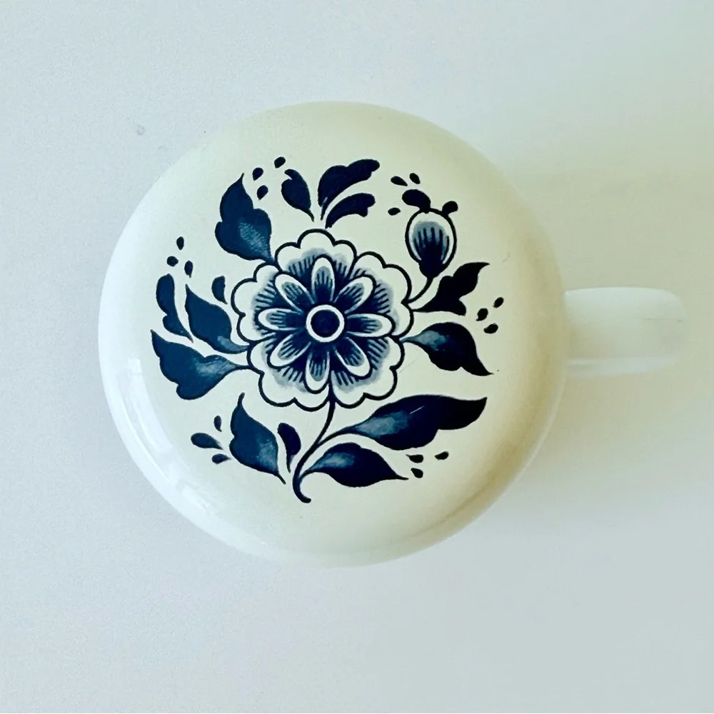 Vintage Avon Delft Blue Milk Glass Jar with Lid - Floral Cottagecore EUC